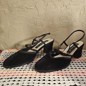 Vintage 90s Unlisted Black Crush Velvet Velour Slingback Chunky Block Heel Pumps